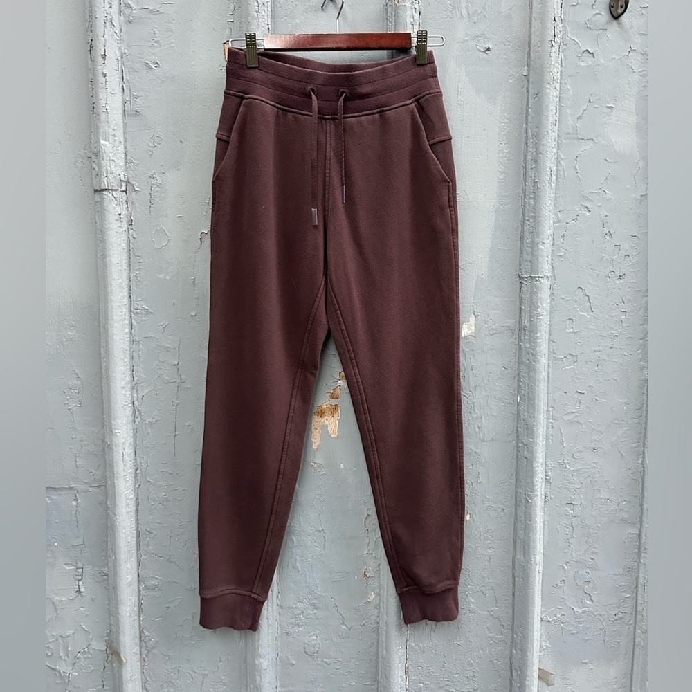 Lululemon Warm Down Jogger, size 4 - Picture 4 of 10